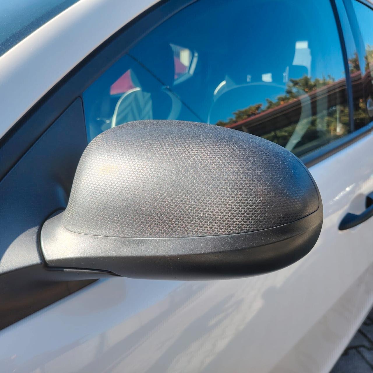 Lancia Ypsilon 1.0 FireFly 5 porte S&S Hybrid Ecochic Silver