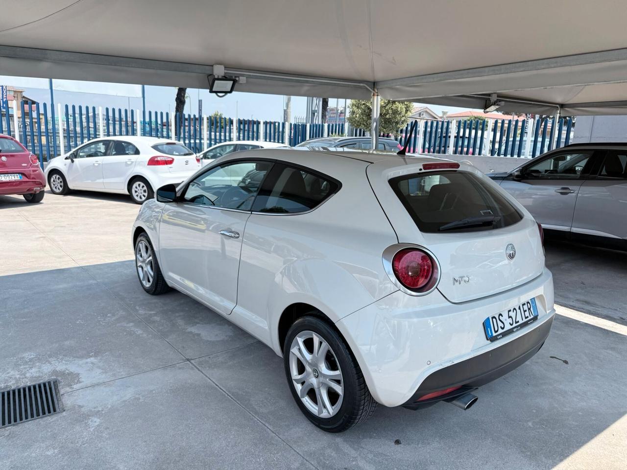 Alfa Romeo MiTo 1.6 JTDm 16V Distinctive Sport Pack