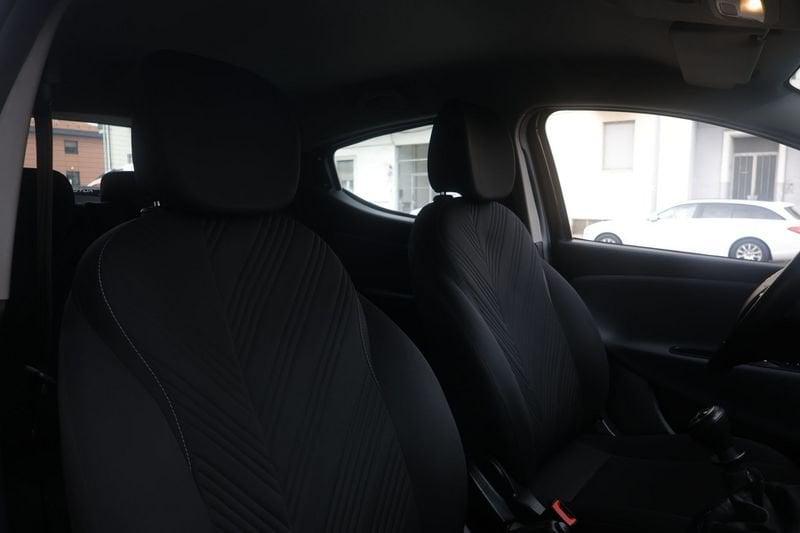 Lancia Ypsilon Lancia Ypsilon 1.0 firefly hybrid Alberta Ferretti s&s 70cv 54KW ANNO 2023