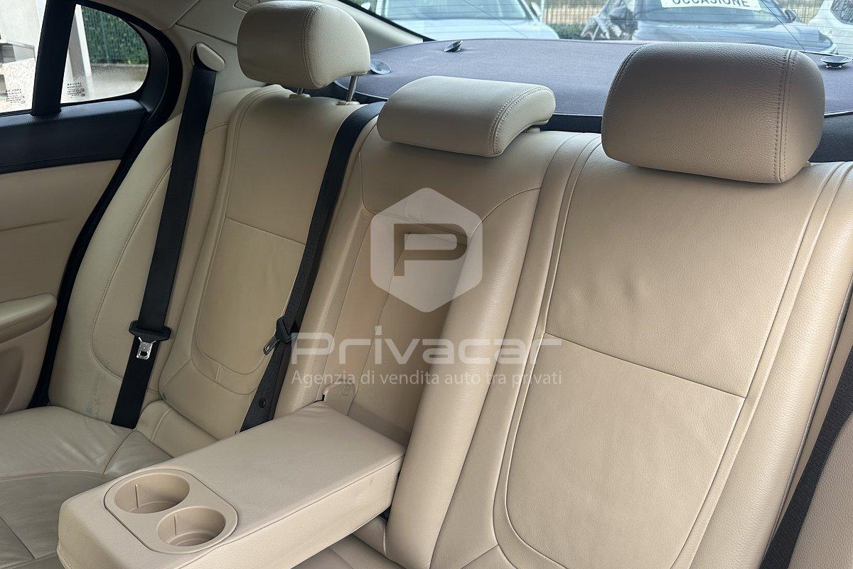 JAGUAR XF 2.2 D 190 CV