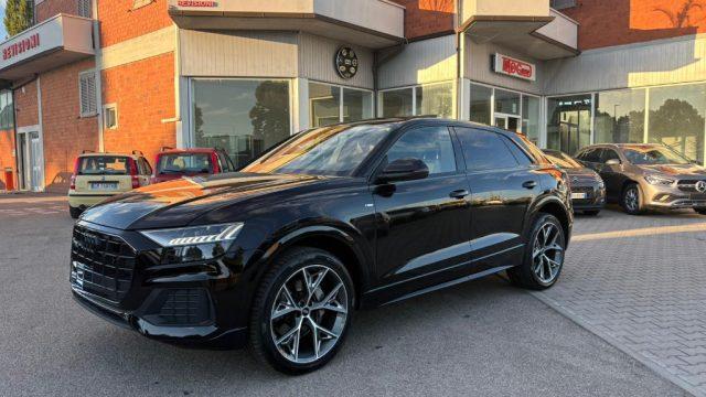 AUDI Q8 50 TDI 286 CV quattro tip Sport TETTO PANORAMA