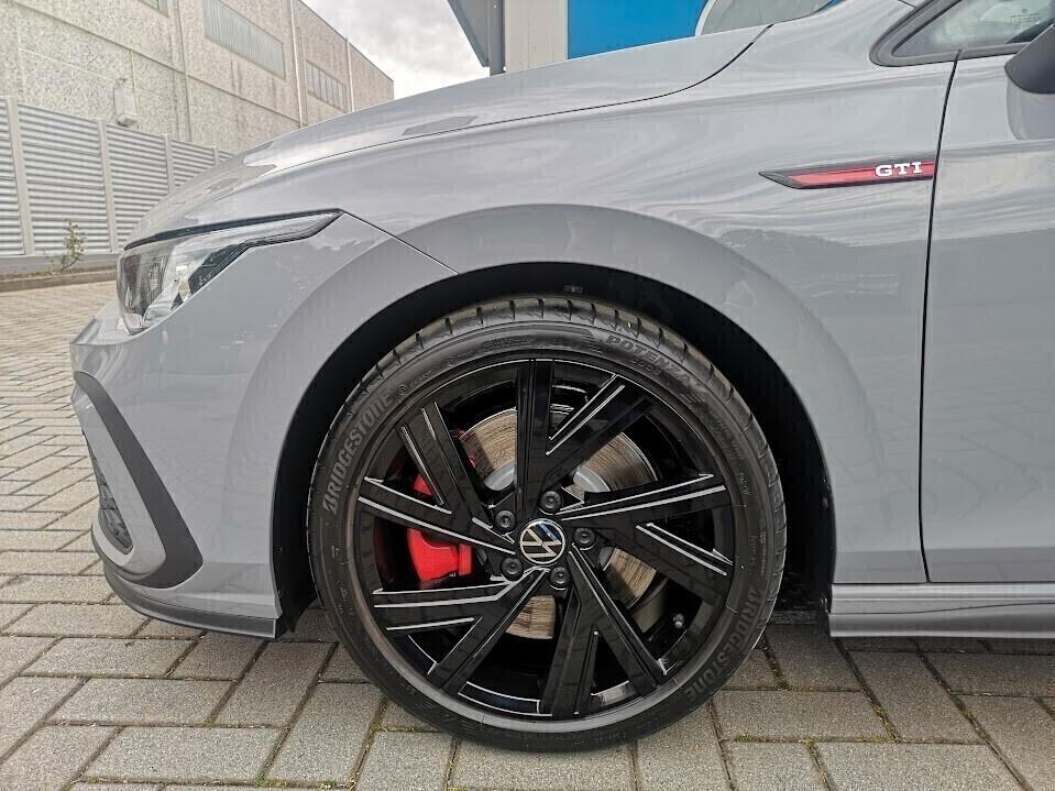 Volkswagen Golf GTI 2.0 TSI DSG Fari MATRIX
