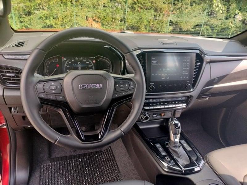 Isuzu D-Max N60 1.9 aut. Crew Nitro Sport Cab