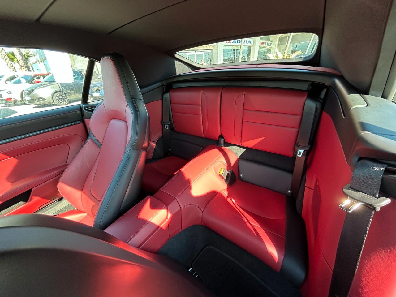 Porsche 992.2 911 Cabrio 3.6 Carrera 4 GTS auto 541 CV