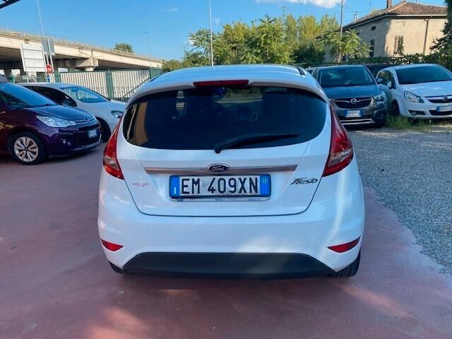 Ford Fiesta 1.4 TDCi 70CV 5 porte Titanium,UNIPROPRIETARIO!!