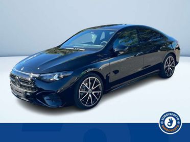 Mercedes-Benz CLA 200 Automatic 4Matic Coupé AMG Line Premium