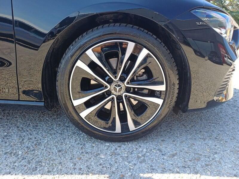 Mercedes-Benz CLA CLA Shooting Brake 200 d Progressive Advanced