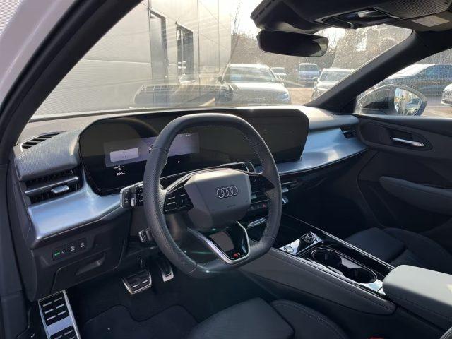 AUDI Q3 SPB TDI S tronic S Line Sline