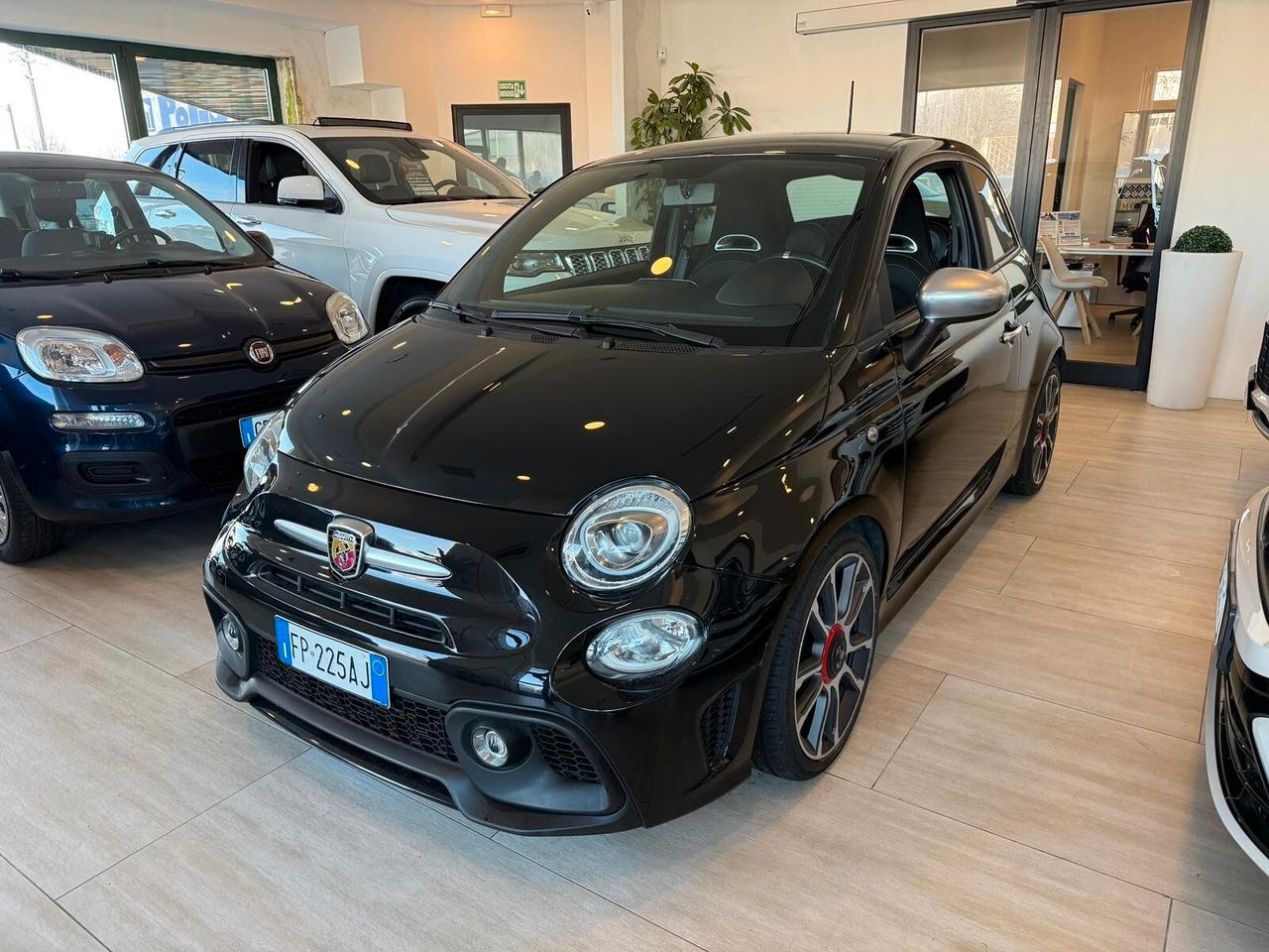 Abarth 595 1.4 Turbo T-Jet 165 CV Turismo