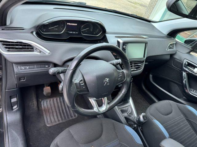 PEUGEOT 208 PureTech 82 5 porte Allure x NEOPATENTATI