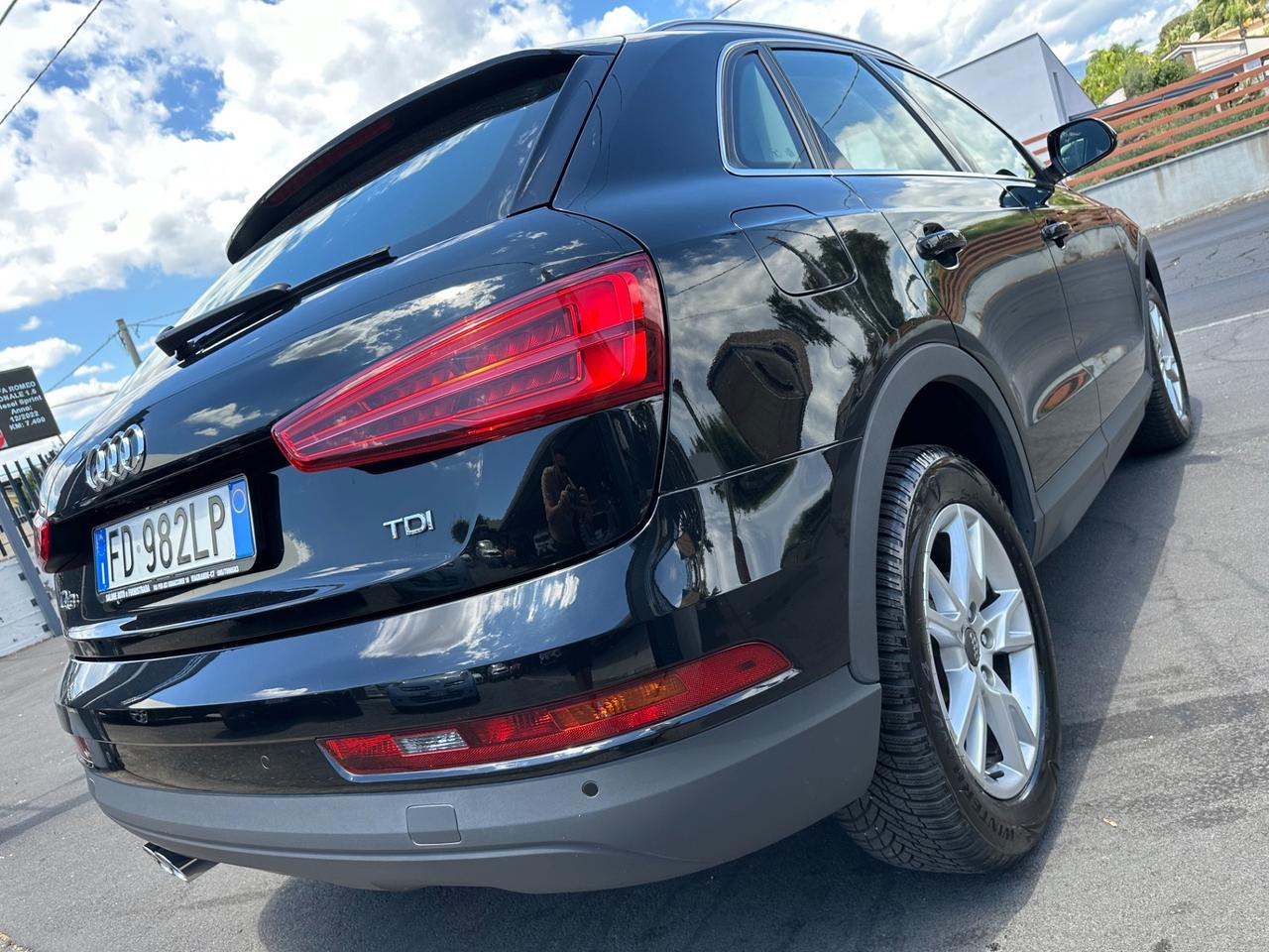 Audi Q3 2.0 TDI 150 CV Business