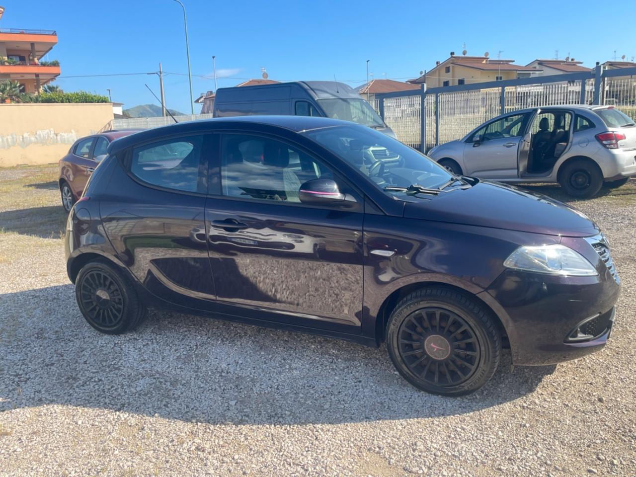 Lancia Ypsilon 1.2 69 CV 5 porte GPL Ecochic Gold