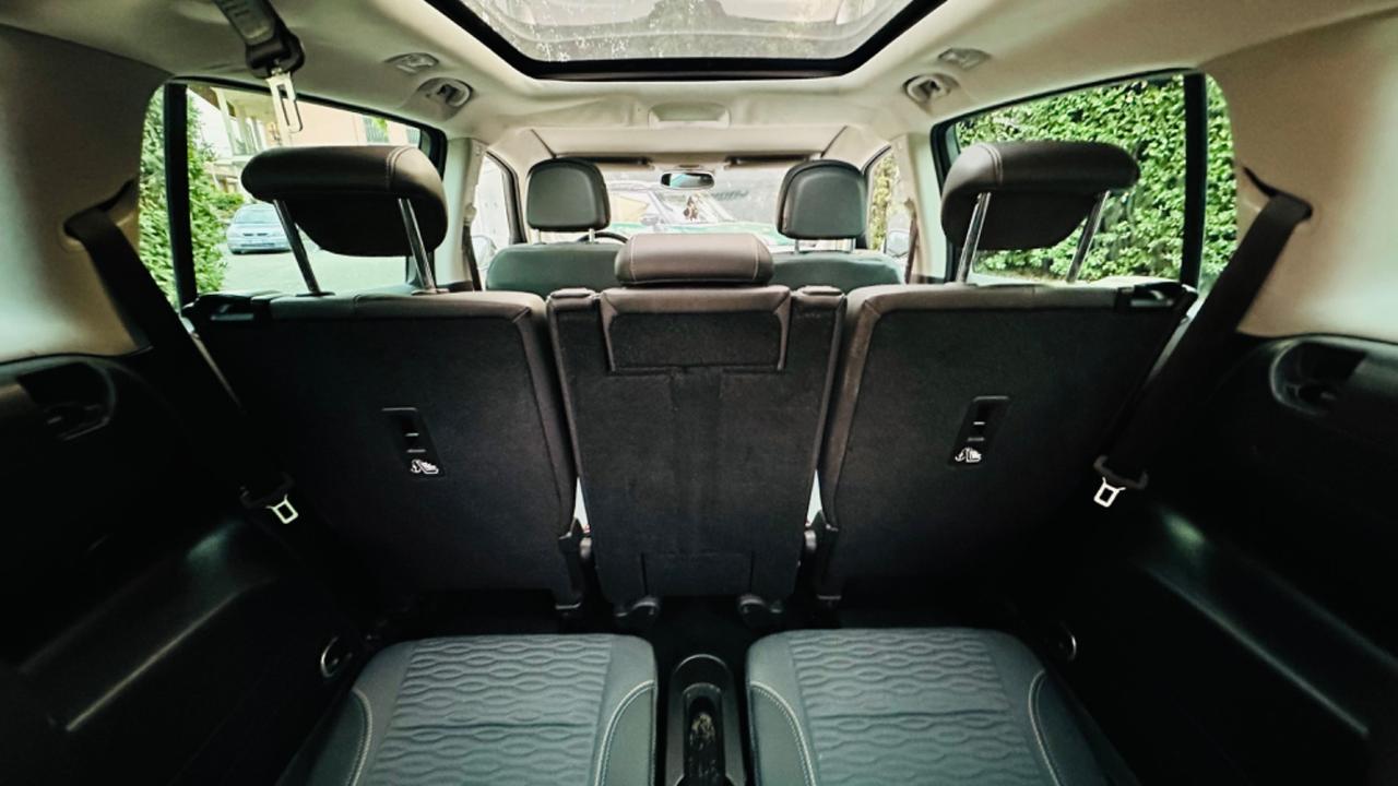 Opel Zafira Tourer 2.0 CDTi 130CV. 7 posti. Multispazio