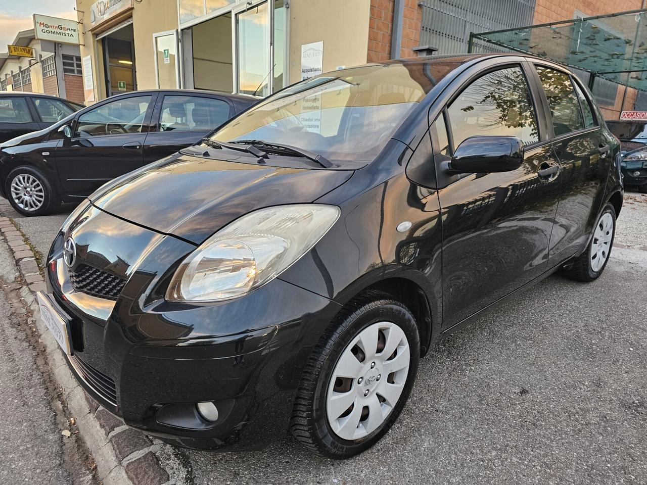 Toyota Yaris 1.0 69cv Now 5PT *Ok Neopatentati*Unipro*