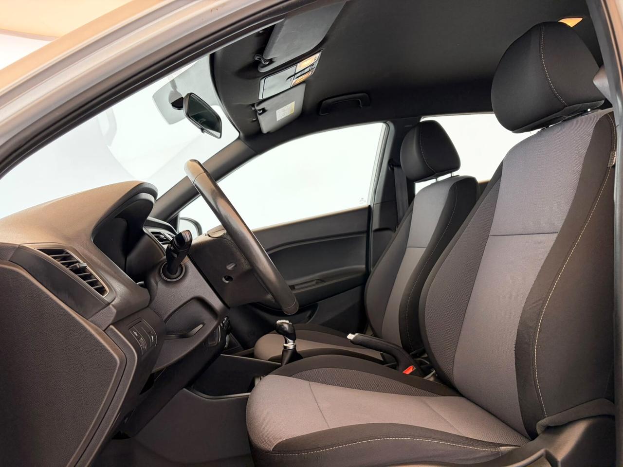 Hyundai i20 5p 1.2 Classic 75cv *NEOPATENTATI*