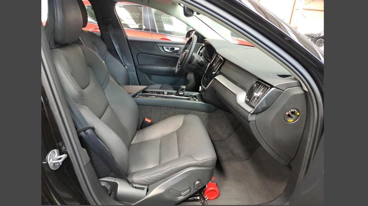 VOLVO V60 B4 Mild Hybrid Automatico Core