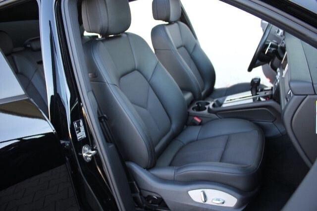 Porsche Macan 2.0 turbo 265cv Tetto Navigatore