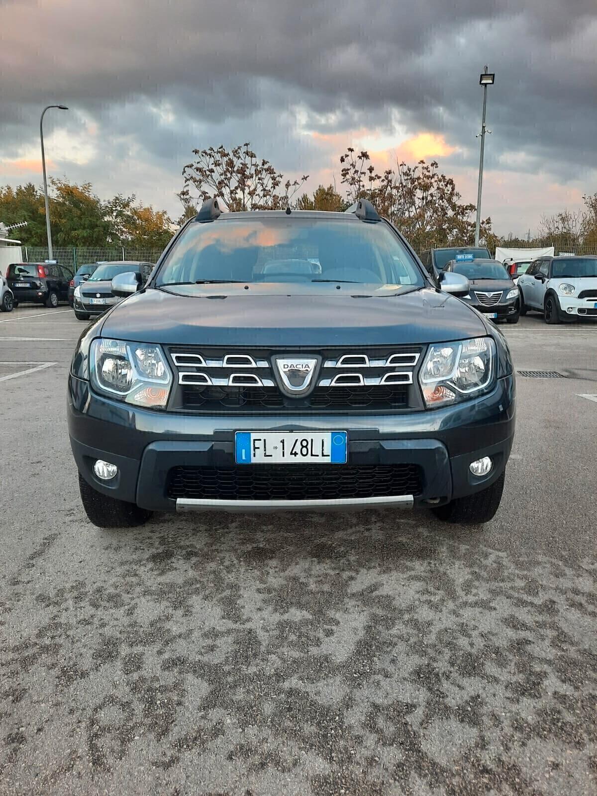 Dacia Duster speciale brave con camera posteriore