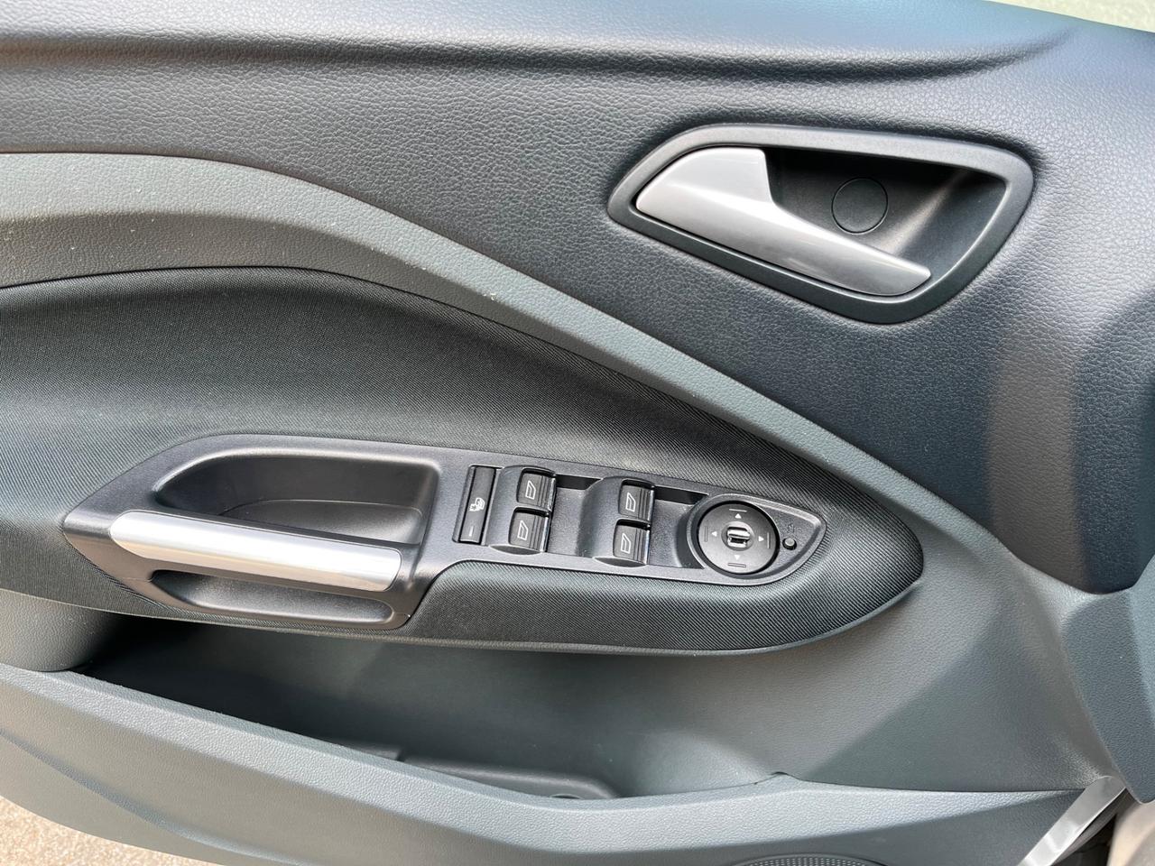 Ford C-Max 1.6 BENZINA Euro 5 - TITANIUM