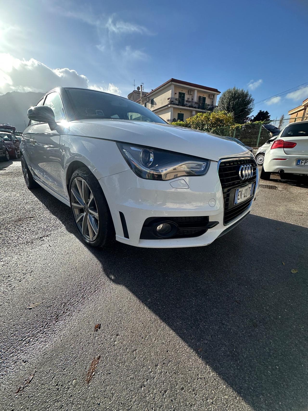 Audi A1 1.2 TFSI S line edition plus