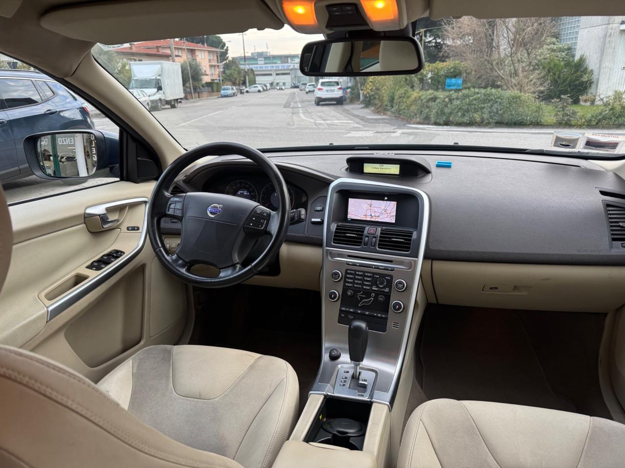 Volvo XC 60 XC60 2.4 D 163 CV AWD Geartronic Kinetic