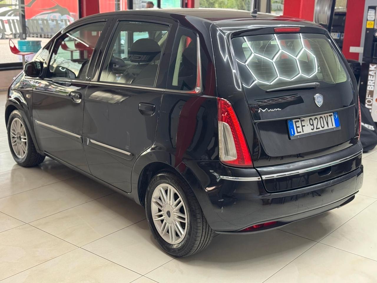 Lancia MUSA 1.3 Mjt 95 CV DFN Gold