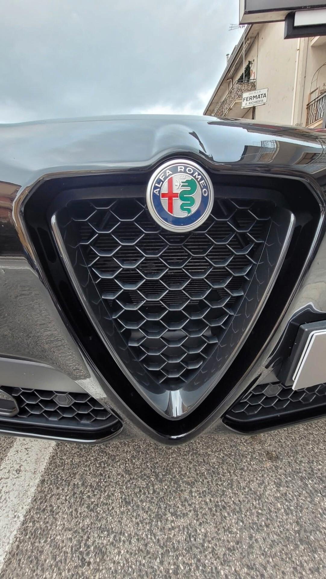 Alfa Romeo Stelvio 2.2 Turbodiesel 210 CV AT8 Q4 Veloce