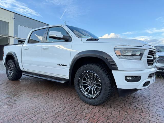 DODGE RAM 1500 4x4 5.7 SPORT NIGHT EDITION - GPL -12"