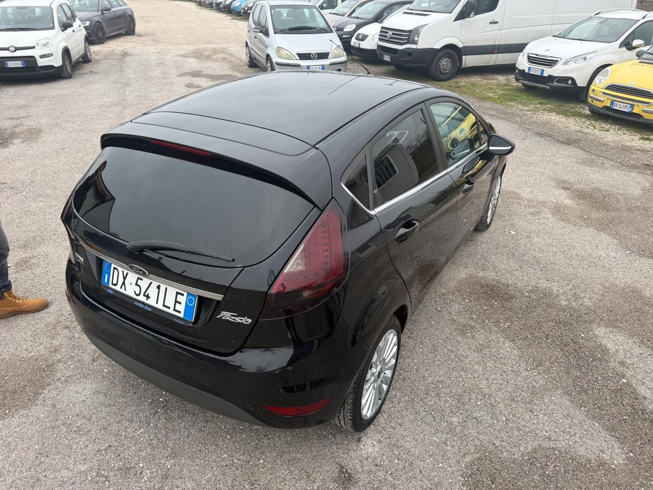 Ford Fiesta 1.4 TDCi 68CV 5 porte Titanium