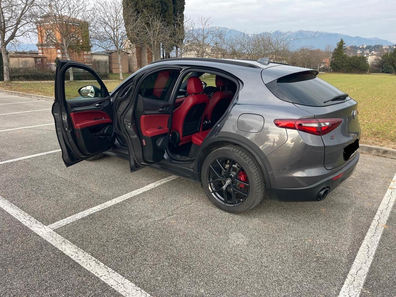 Alfa Romeo Stelvio 2.2 Turbodiesel 190 CV AT8 Q4 B-Tech