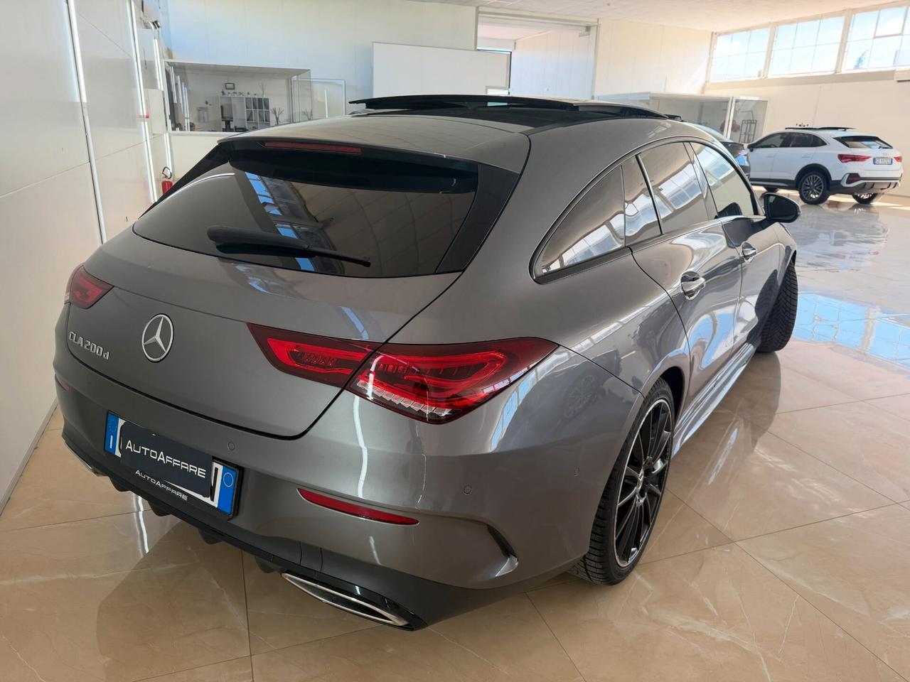 Mercedes-benz CLA 200 d Automatic Shooting Brake AMG Line Premium