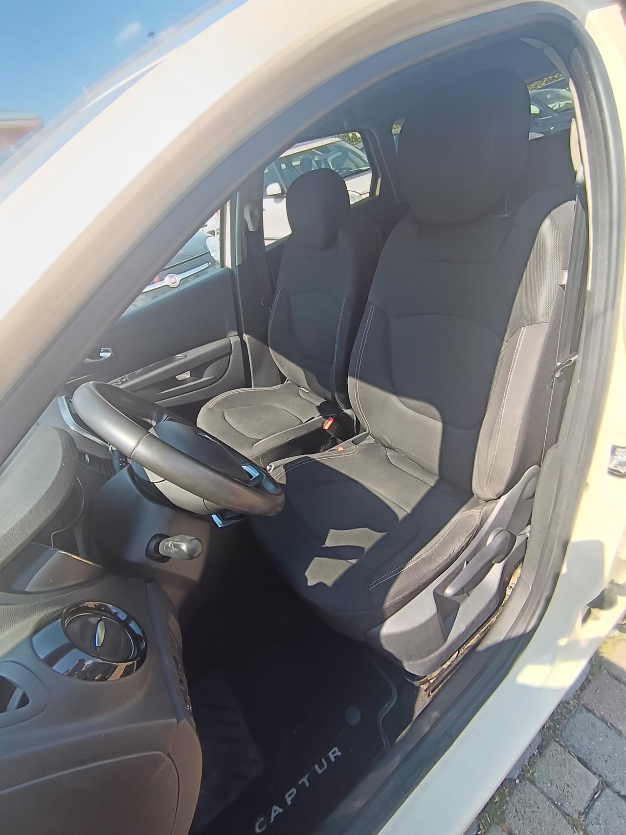 Renault Captur TCe 12V 90 CV Business