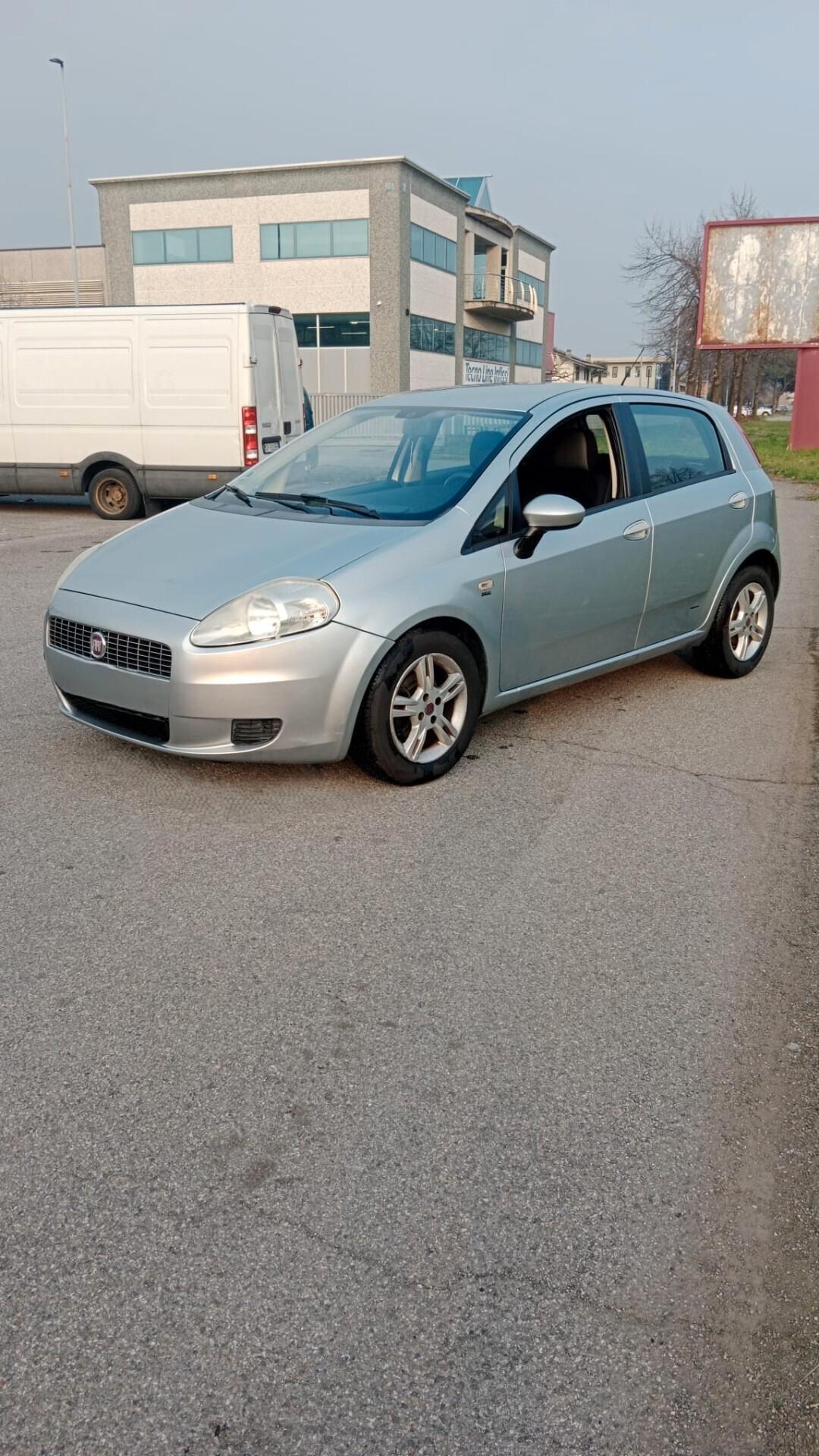 Fiat Grande Punto 1.4 5 porte Dynamic