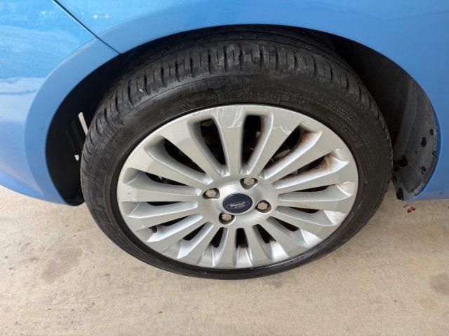 FORD Fiesta 1.2 82 CV 5 porte Titanium OK NEOPATENTATI