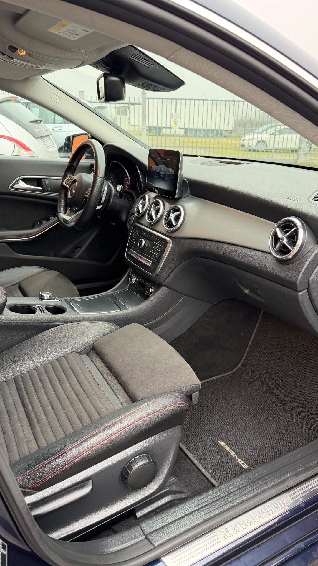 Mercedes-benz CLA 220 d 4Matic Automatic Premium