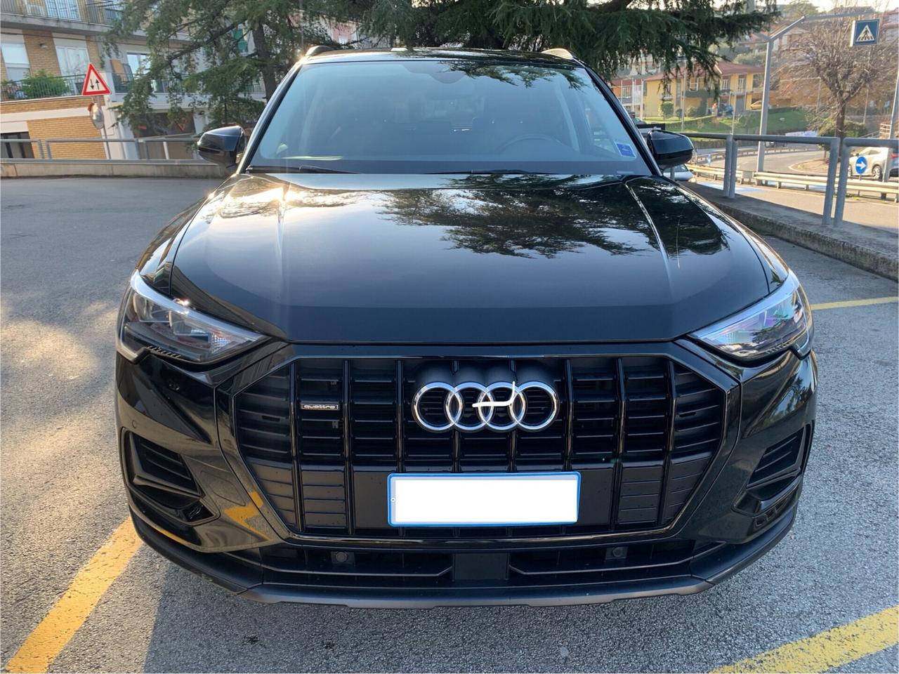Audi Q3 40 TDI quattro S tronic Business Advanced