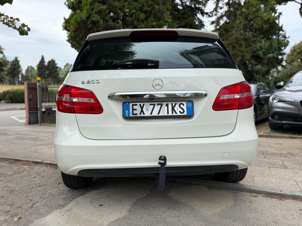 Mercedes-benz B 200 NGD Executive Gancio Traino