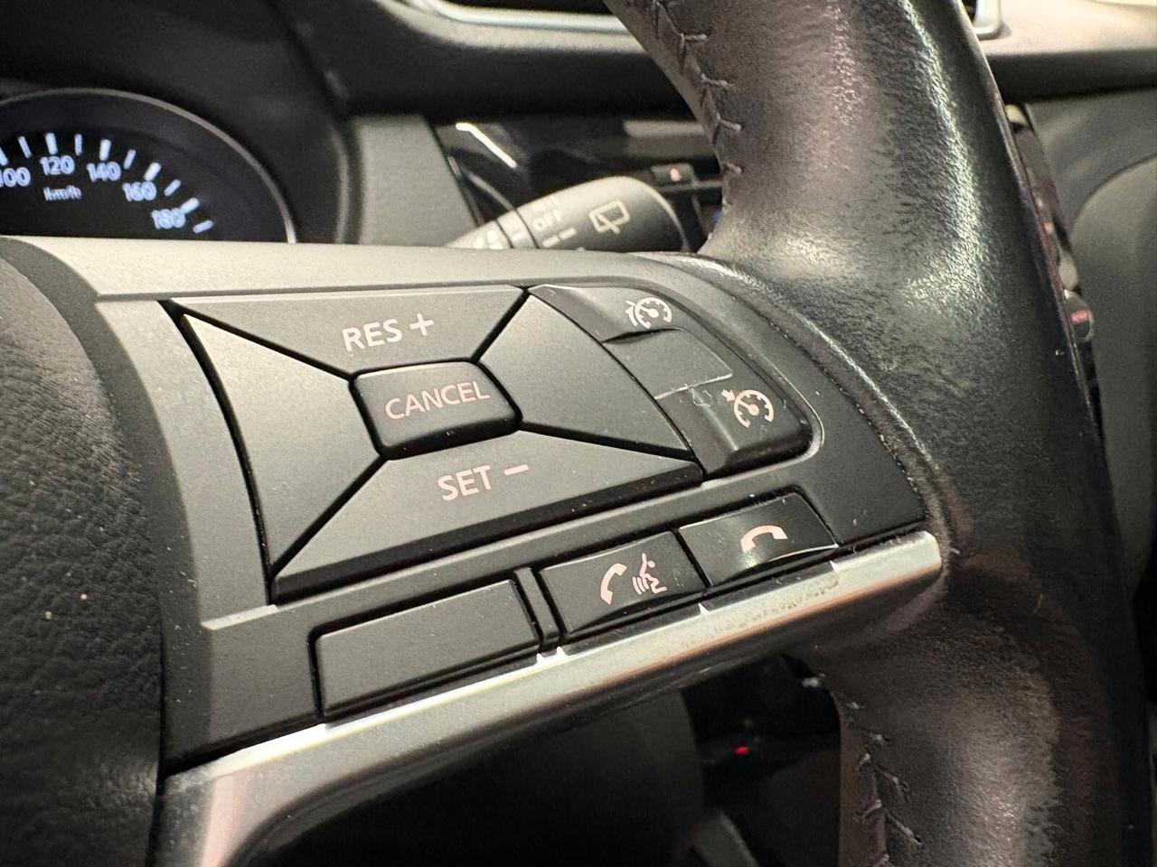 Nissan Qashqai 1.5 dCi N-Connecta