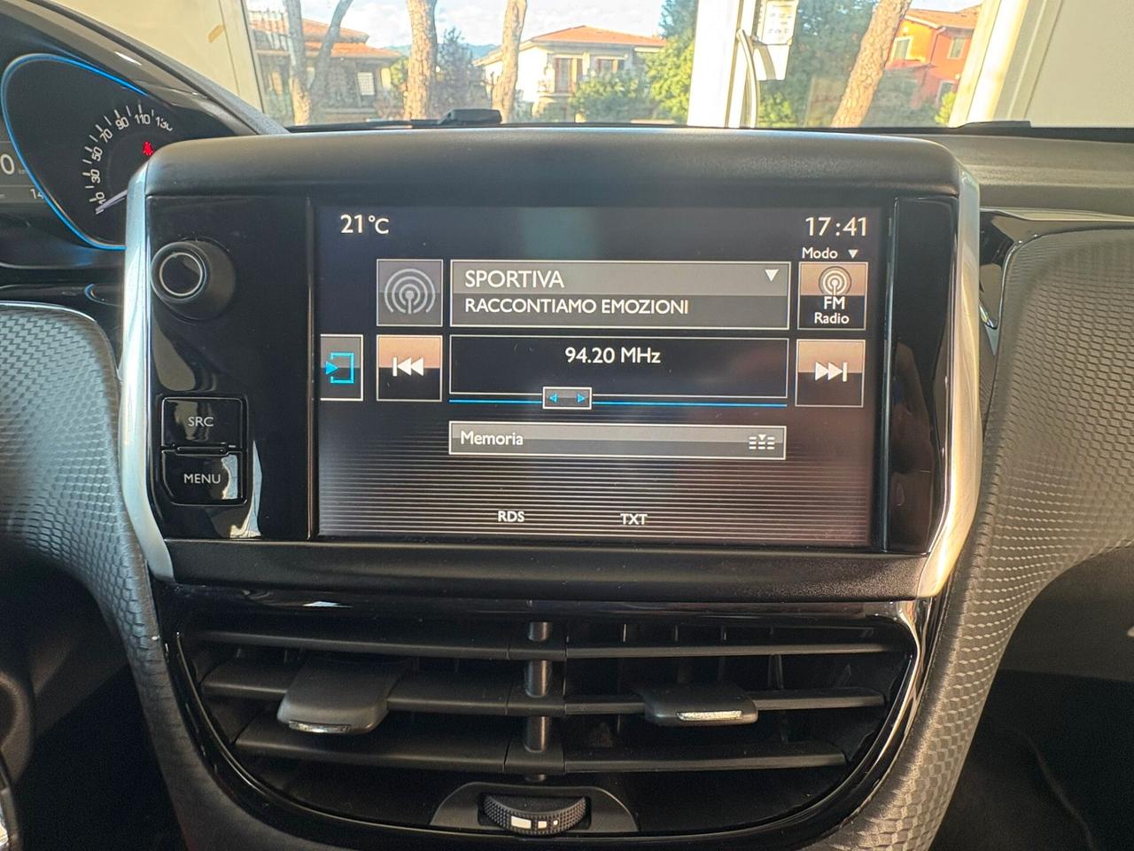 Peugeot 2008 12 MESI DI GARANZIA COMPLETA !!!!