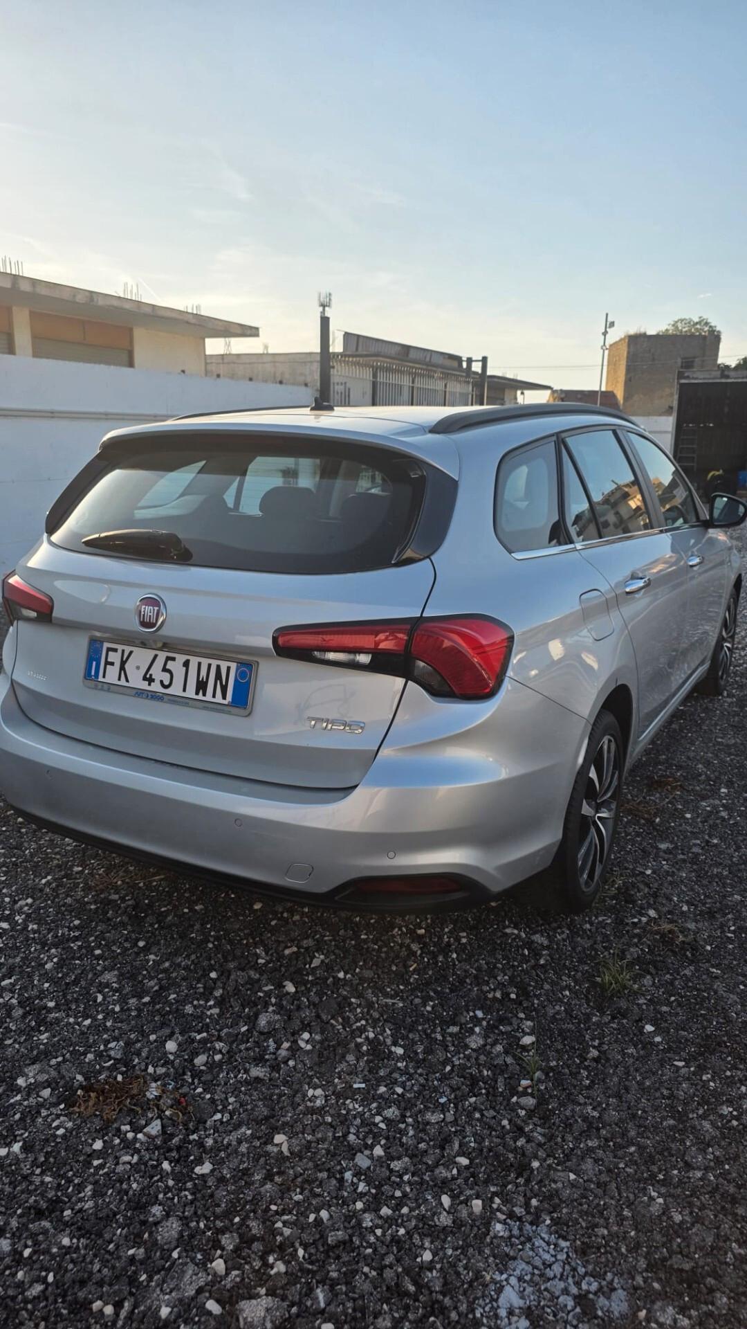 Fiat Tipo 1.6 Mjt S&S SW Lounge