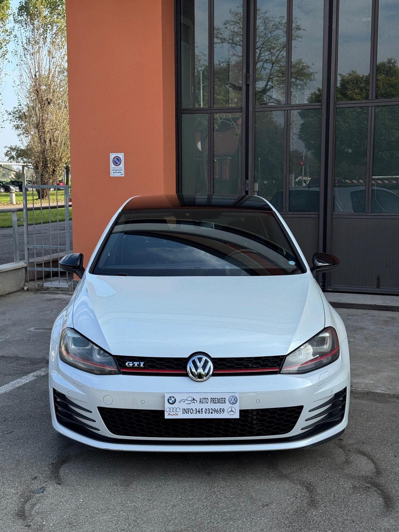 Volkswagen Golf 7 GTI 2.0 TSI DSG 5p.