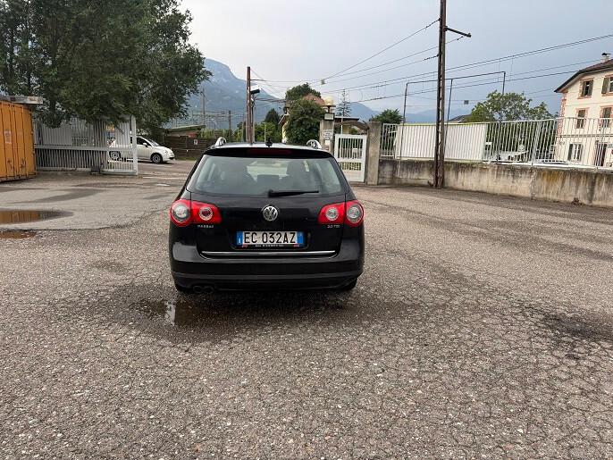 Volkswagen Passat 2.0 TDI DPF Var. Highline