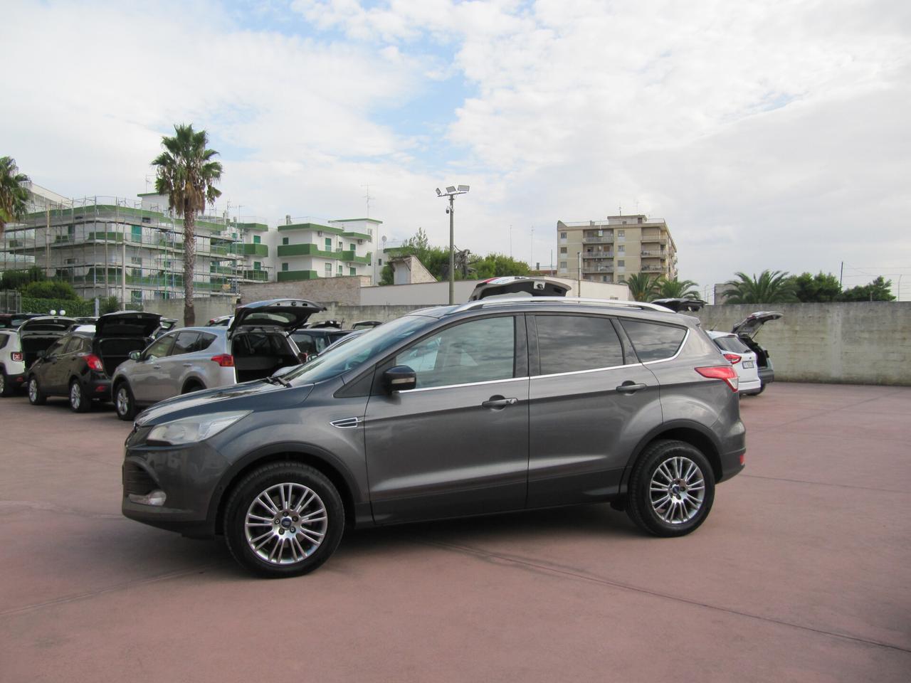 Ford Kuga 2.0 TDCI 140 CV 4WD - AUTOMATICO+TETTO