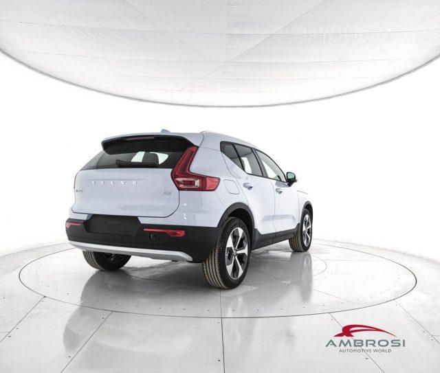 VOLVO XC40 B3 Mild hybrid Benzina Core