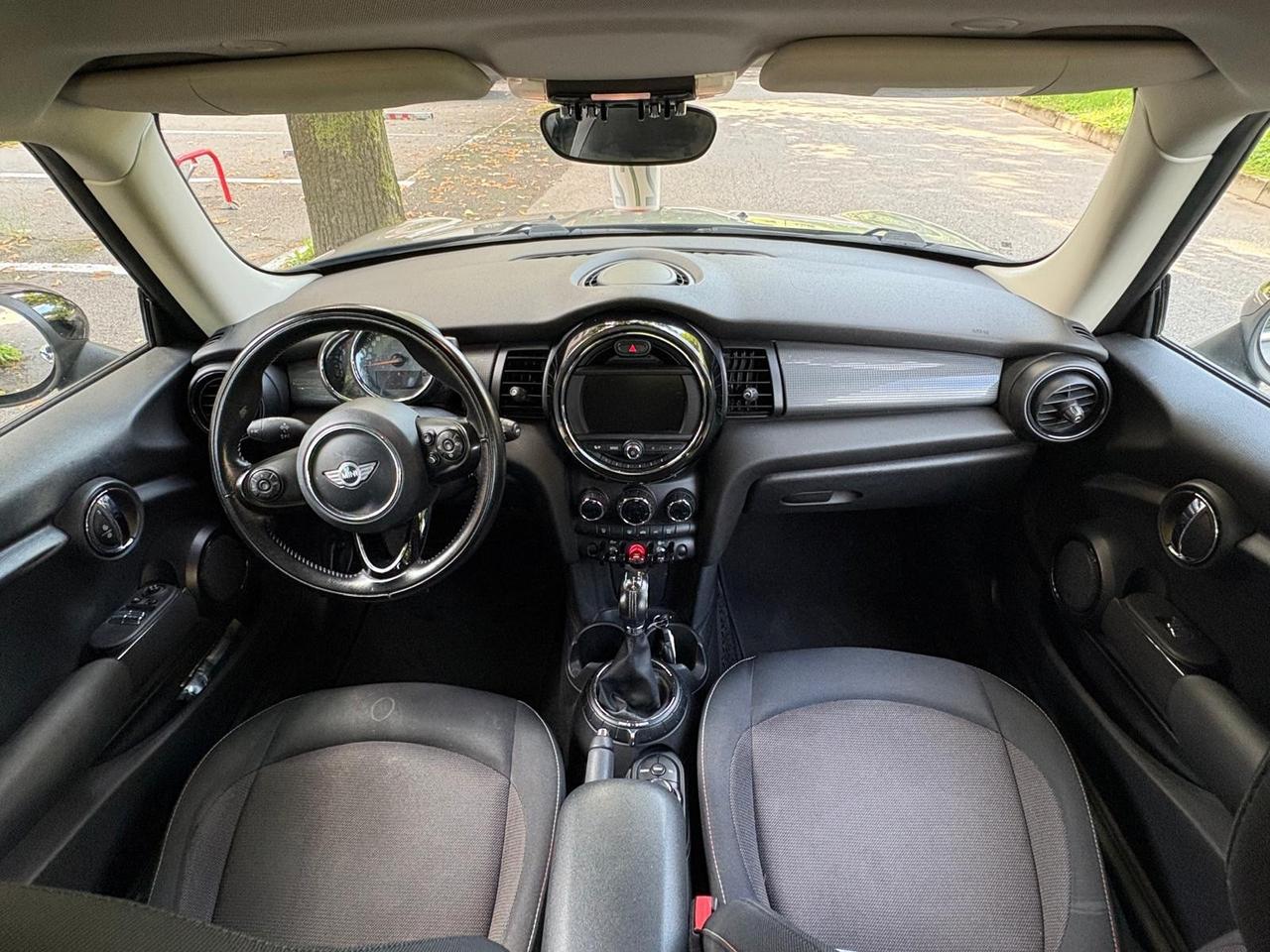 Mini Cooper D 1.5 DIESEL ANNO 2018 KM 90.000 CERTIFICATI