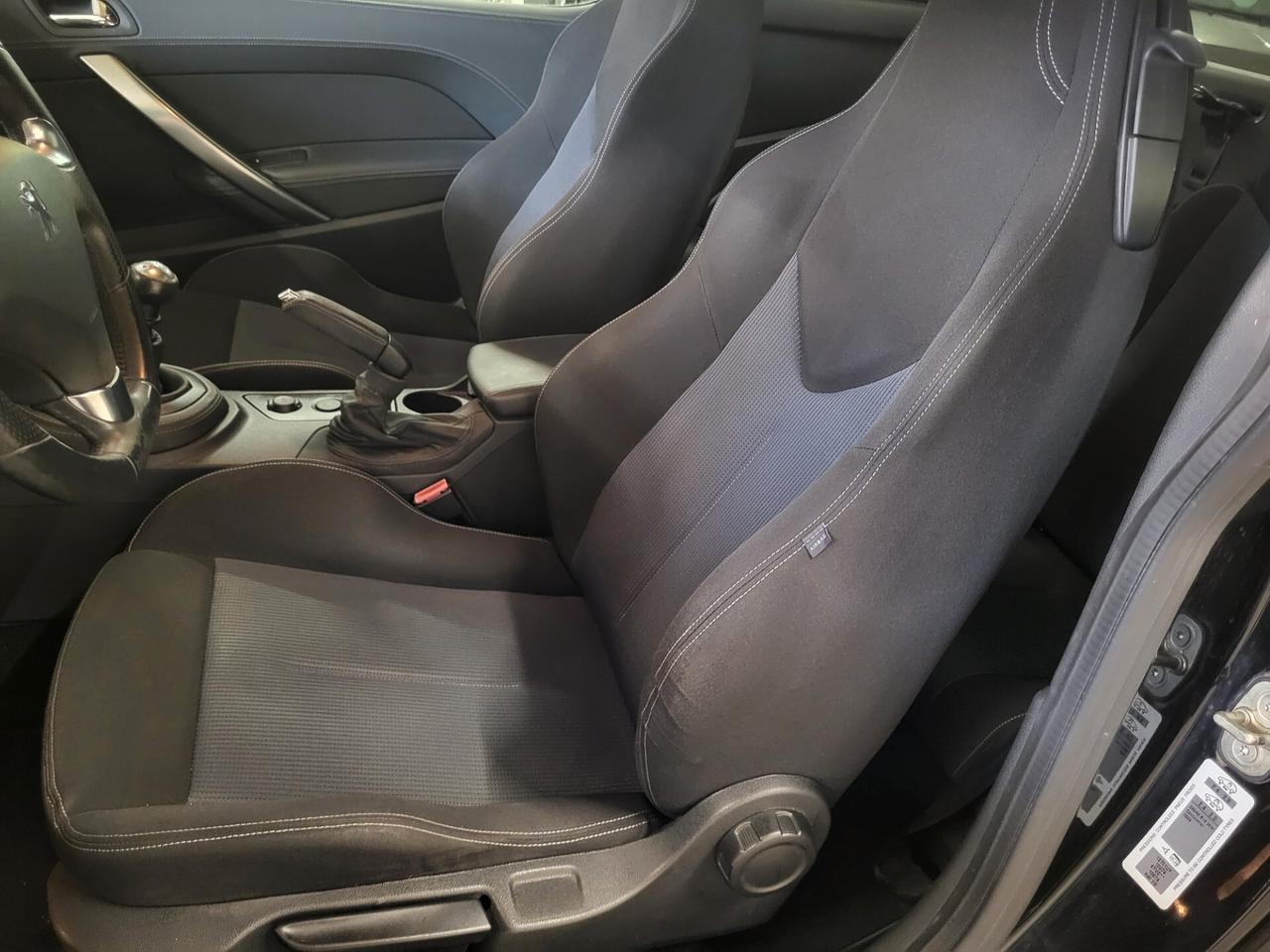 Peugeot RCZ 1.6 THP BASIS PREZZO REALE!!TUTTI I TAGLIANDI UFFICIALI!! UNICO PROPRIETARIO!! GARANZIA 12 MESI!!