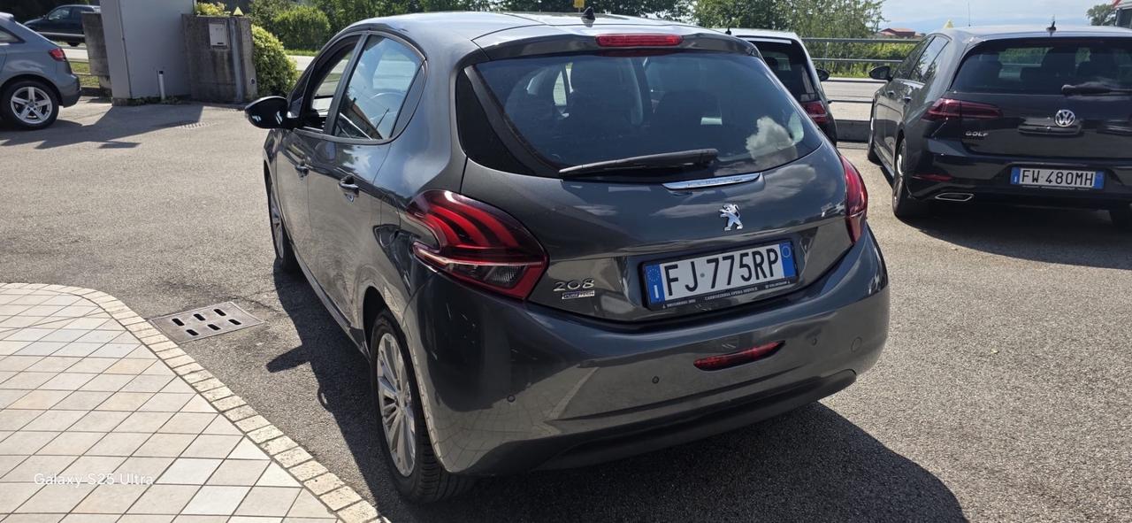 Peugeot 208 1.2 GPL Neopatentati
