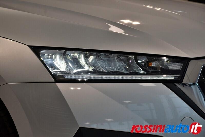 SKODA OCTAVIA WAGON 2.0 TDI 150 CV DSG STYLE + R17 PULSAR AERO