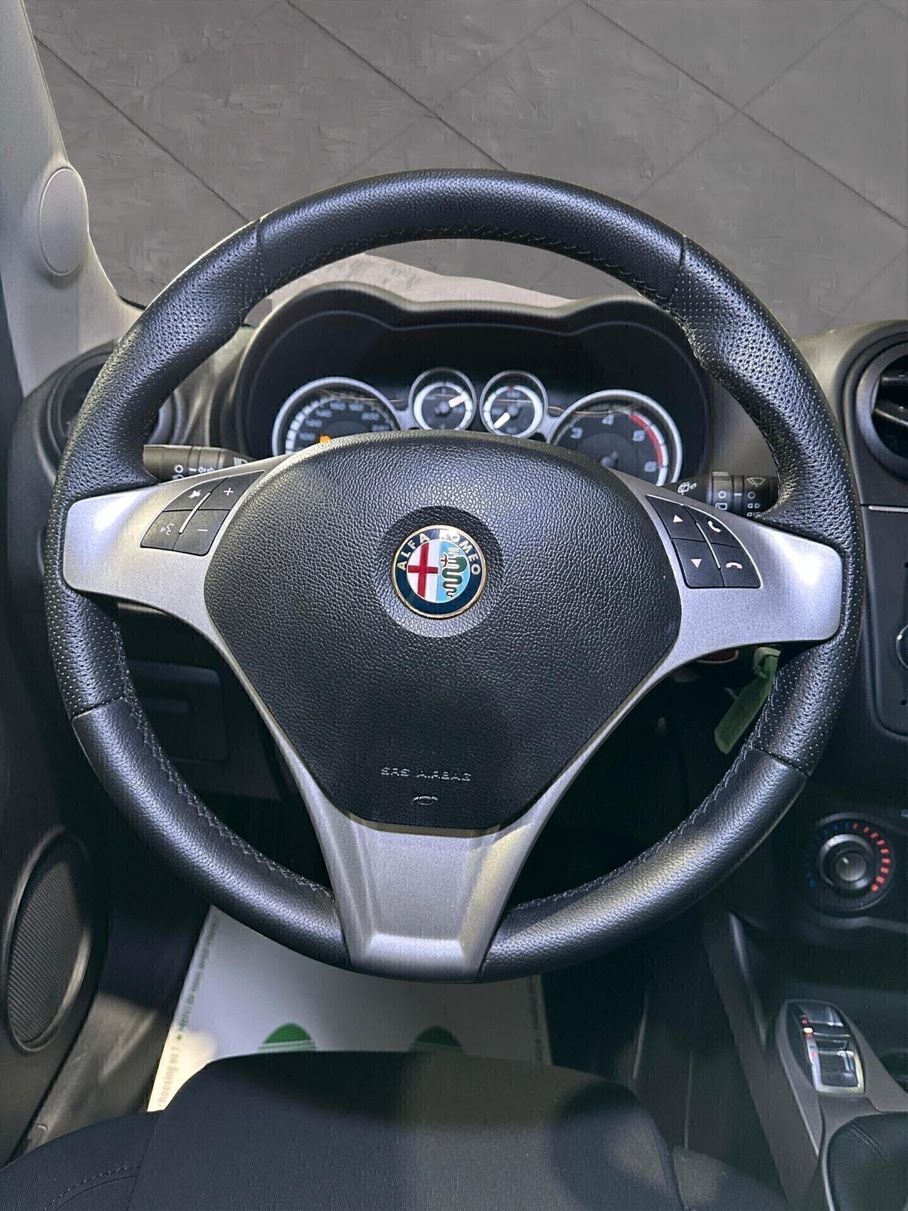 Alfa Romeo MiTo 1.3 JTDm Distinctive 85CV