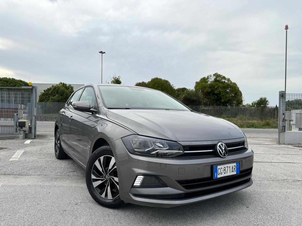 VOLKSWAGEN POLO Comfortline TGI Metano-Carplay